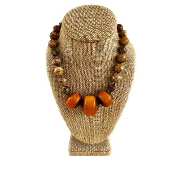 Vintage Jasper Stone Bead and Lac Resin Plastic Necklace - Picture 7 of 9